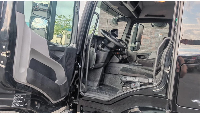 Locação financeira de Mercedes-Benz Antos 2536 6X2 SCHUIFZEIL MET PALFINGER PK23002-SH C KRAAN / KRAN / CRANE / GRUA Mercedes-Benz Antos 2536 6X2 SCHUIFZEIL MET PALFINGER PK23002-SH C KRAAN / KRAN / CRANE / GRUA: foto 19 Locação financeira de Mercedes-Benz Antos 2536 6X2 SCHUIFZEIL MET PALFINGER PK23002-SH C KRAAN / KRAN / CRANE / GRUA Mercedes-Benz Antos 2536 6X2 SCHUIFZEIL MET PALFINGER PK23002-SH C KRAAN / KRAN / CRANE / GRUA: foto 19