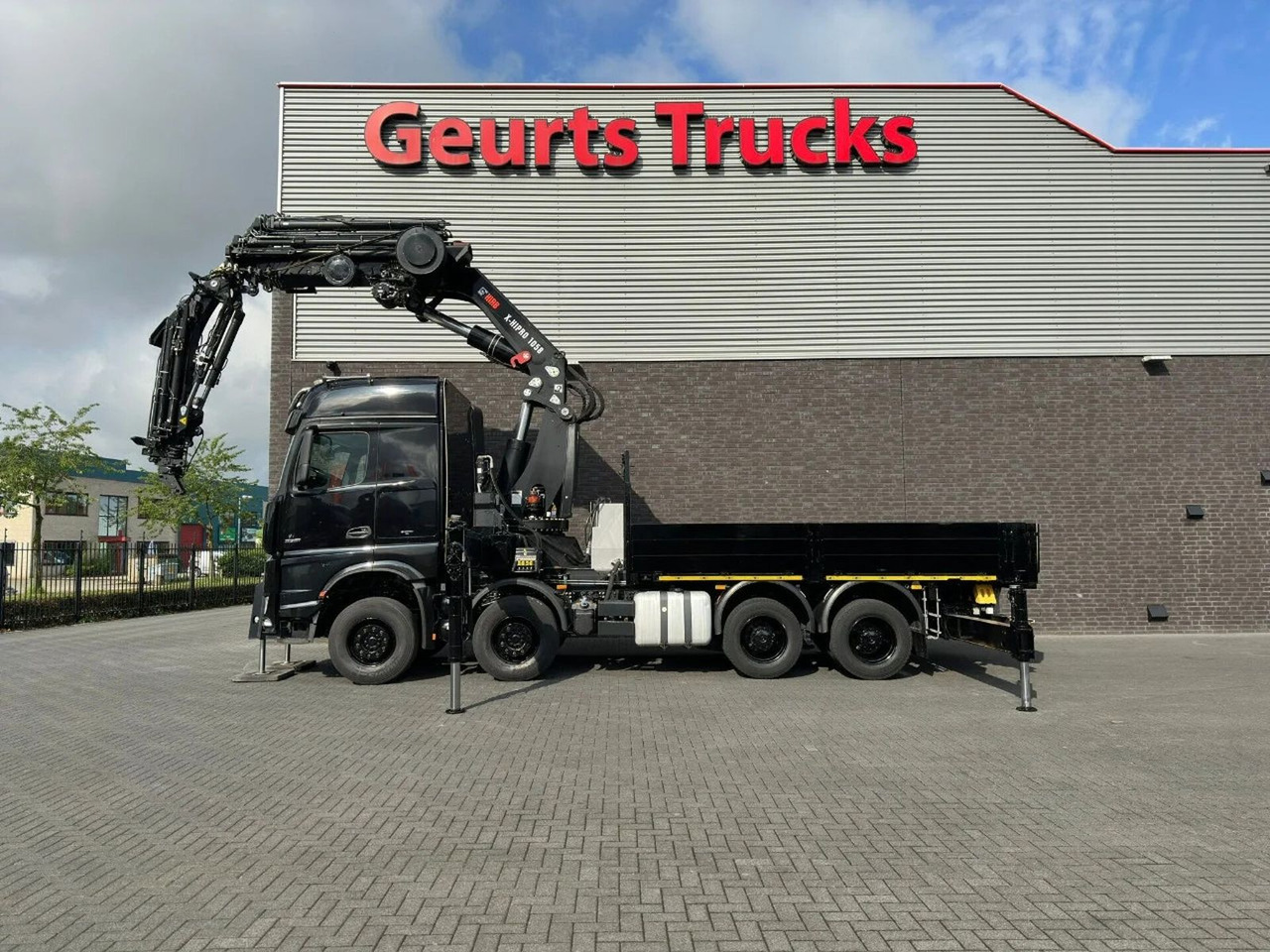 Mercedes-Benz Arocs 3251 8X4 + HIAB 1058 E-8 + JIB 150X-6 JDC - Camião grua: foto 5 Mercedes-Benz Arocs 3251 8X4 + HIAB 1058 E-8 + JIB 150X-6 JDC - Camião grua: foto 5