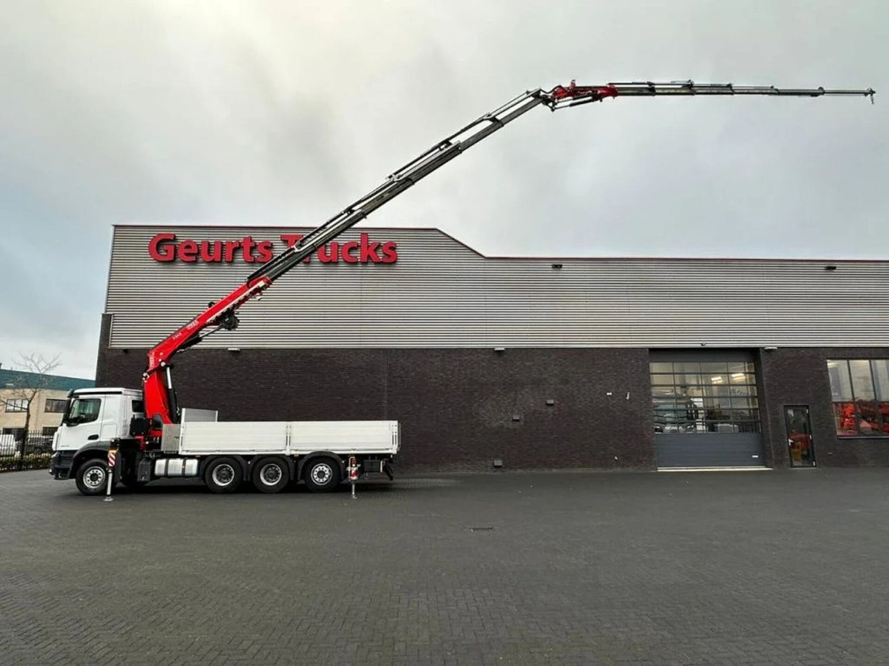 Mercedes-Benz Arocs 3646 L 8X4 + FASSI F545RA.2.26 XE-DYNAMIC - Camião grua: foto 1 Mercedes-Benz Arocs 3646 L 8X4 + FASSI F545RA.2.26 XE-DYNAMIC - Camião grua: foto 1