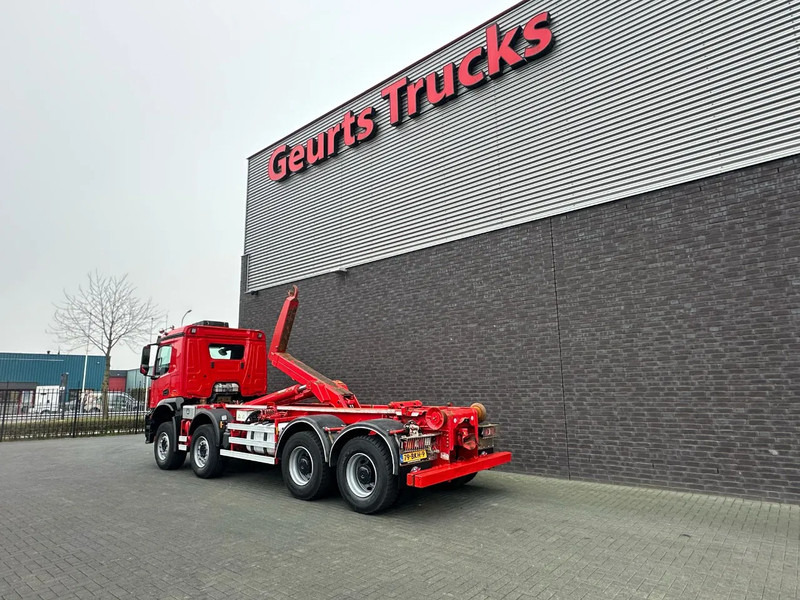 Mercedes-Benz Arocs 8X4 VDL S-30-6600 HAAKARMSYSTEEM/ABROLLKIPPER/HOOKLIFT - Camião com sistema de cabo: foto 3 Mercedes-Benz Arocs 8X4 VDL S-30-6600 HAAKARMSYSTEEM/ABROLLKIPPER/HOOKLIFT - Camião com sistema de cabo: foto 3