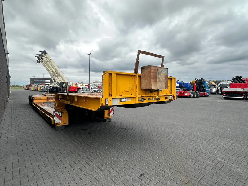 Nooteboom EURO-48-03 DIEPLADER / TIEFLADER / LOW LOADER MET HYDRAULISCH VERING EN STUURASSEN - Semi-reboque baixa: foto 4 Nooteboom EURO-48-03 DIEPLADER / TIEFLADER / LOW LOADER MET HYDRAULISCH VERING EN STUURASSEN - Semi-reboque baixa: foto 4