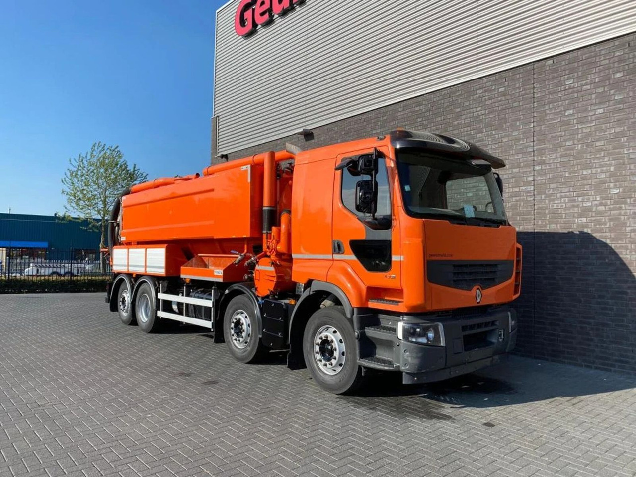 Renault Lander 430 8X2 STOKOTA VACUUM/HOGEDRUK /COMBI/KO - Caminhão limpa fossa: foto 5 Renault Lander 430 8X2 STOKOTA VACUUM/HOGEDRUK /COMBI/KO - Caminhão limpa fossa: foto 5
