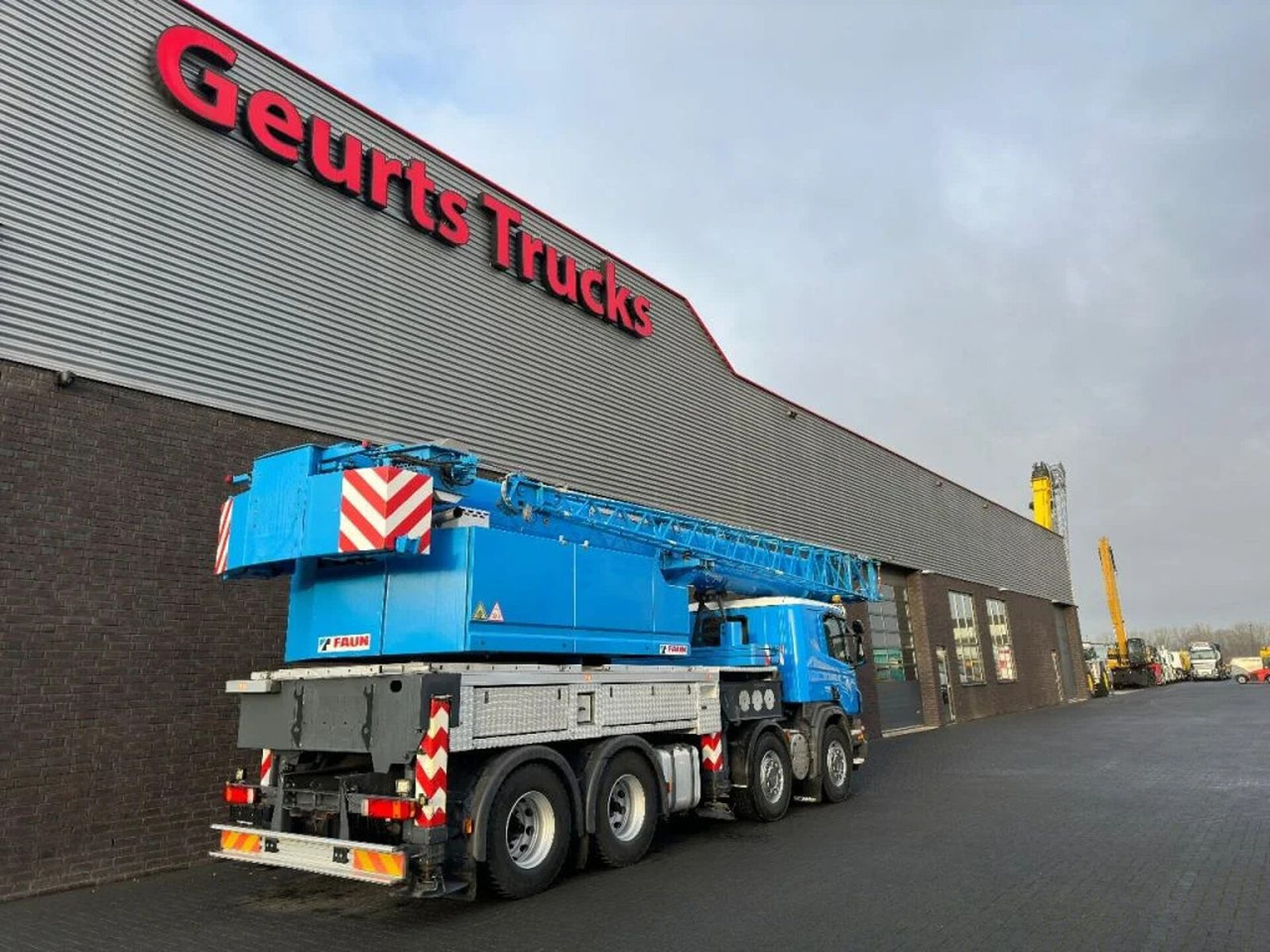 Scania P420 8X4 + FAUN HK 40 + JIB KRAAN/KRAN/CRANE/GRU - Camião grua: foto 5 Scania P420 8X4 + FAUN HK 40 + JIB KRAAN/KRAN/CRANE/GRU - Camião grua: foto 5