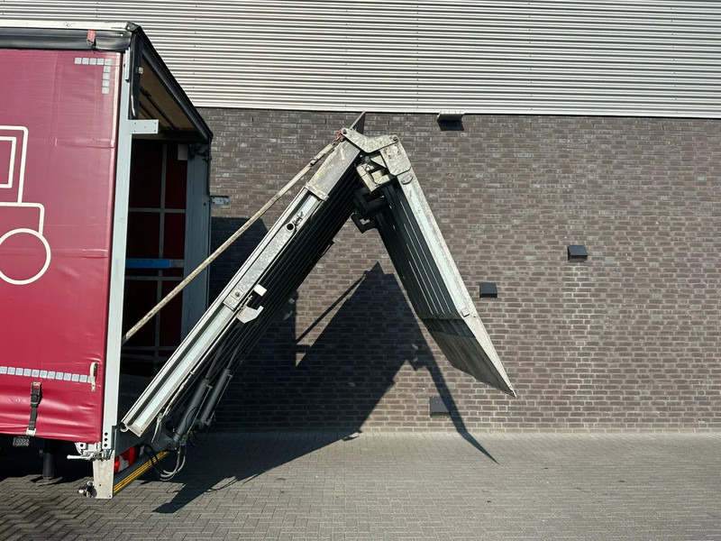 Camião transporte de veículos Scania R540 B8X2*6LB OPRIJWAGEN MET 15 TONS LAADKLEP EN GESLOTEN HUIF MET SCHUIFZEILEN EN SCHUIFKAP: foto 20