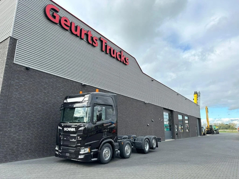 Scania R540 NGS 8X2 CHASSIS NIEUW/NEUE/NEW FULL OPTIONS 4X IN STOCK !!! - Camião chassi: foto 2 Scania R540 NGS 8X2 CHASSIS NIEUW/NEUE/NEW FULL OPTIONS 4X IN STOCK !!! - Camião chassi: foto 2