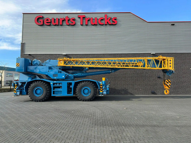 Grua de estaleiro Tadano GR-700E-1-00211 + JIB ROUGH TERRAIN CRANE/RT CRANE: foto 8