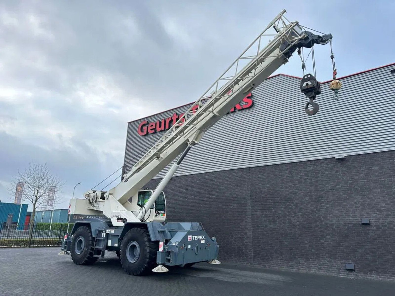 Terex RT780 ROUGH TERRAIN CRANE + JIB - Guindaste de torre: foto 5 Terex RT780 ROUGH TERRAIN CRANE + JIB - Guindaste de torre: foto 5