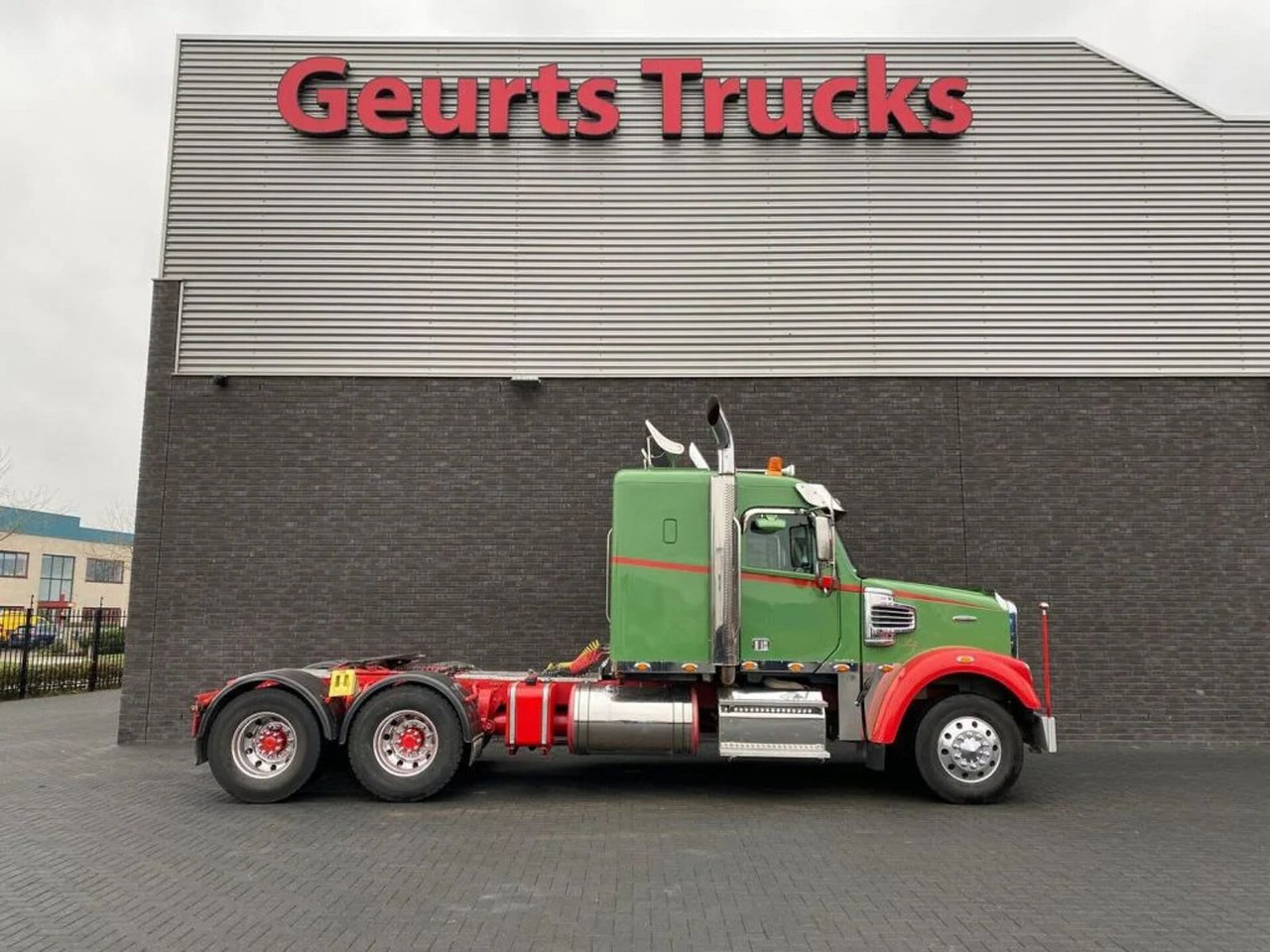 Freightliner CORONADA 6X4 EURO 6 TREKKER/TRACTOR/SATTELZUGMAS - Tractor: foto 4 Freightliner CORONADA 6X4 EURO 6 TREKKER/TRACTOR/SATTELZUGMAS - Tractor: foto 4