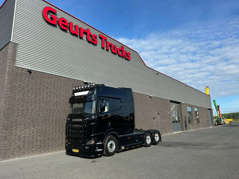 Scania S660 V8 6X2 LONGLINE SPECIAL INTERIOR BUFFL TREKKER MET HYDRAULIEK / SATTELZUG / TRACTOR UNIT / CAMIÓN - Tractor: foto 2 Scania S660 V8 6X2 LONGLINE SPECIAL INTERIOR BUFFL TREKKER MET HYDRAULIEK / SATTELZUG / TRACTOR UNIT / CAMIÓN - Tractor: foto 2