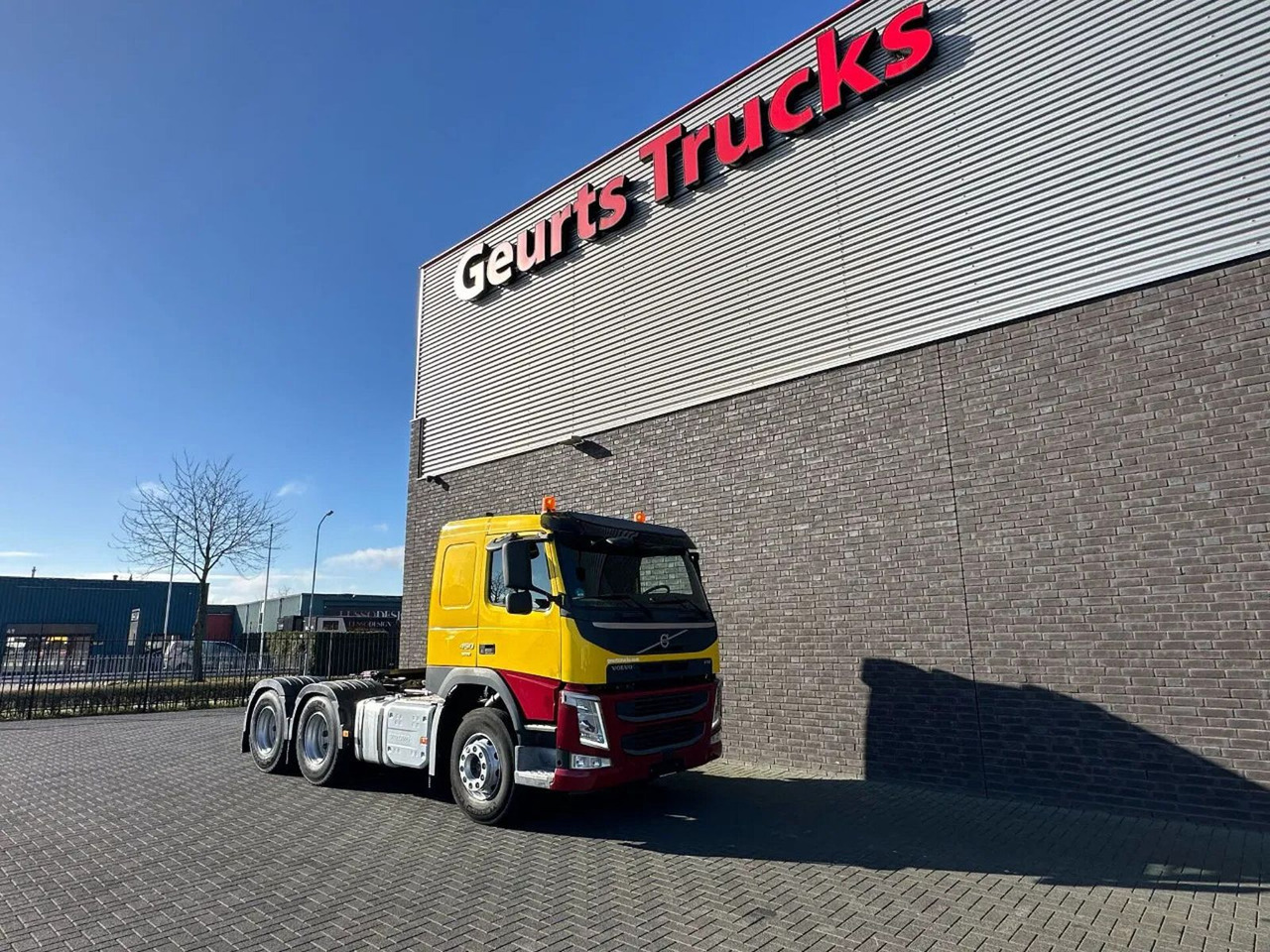 Volvo FM 450 6X4 HYDRAULIEK WEINIG KM!!! NIEDRIGE KM!! - Tractor: foto 5 Volvo FM 450 6X4 HYDRAULIEK WEINIG KM!!! NIEDRIGE KM!! - Tractor: foto 5