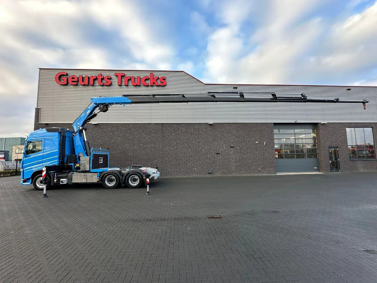 Volvo FH 540 6X4 + FASSI F545RA.2.28 KRAAN/KRAN/CRANE/ - Camião grua: foto 1 Volvo FH 540 6X4 + FASSI F545RA.2.28 KRAAN/KRAN/CRANE/ - Camião grua: foto 1