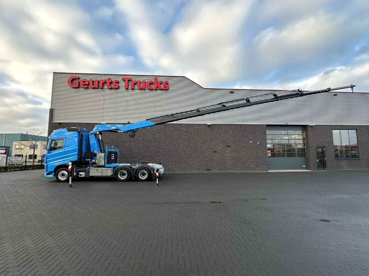 Volvo FH 540 6X4 + FASSI F545RA.2.28 KRAAN/KRAN/CRANE/ - Camião grua: foto 4 Volvo FH 540 6X4 + FASSI F545RA.2.28 KRAAN/KRAN/CRANE/ - Camião grua: foto 4