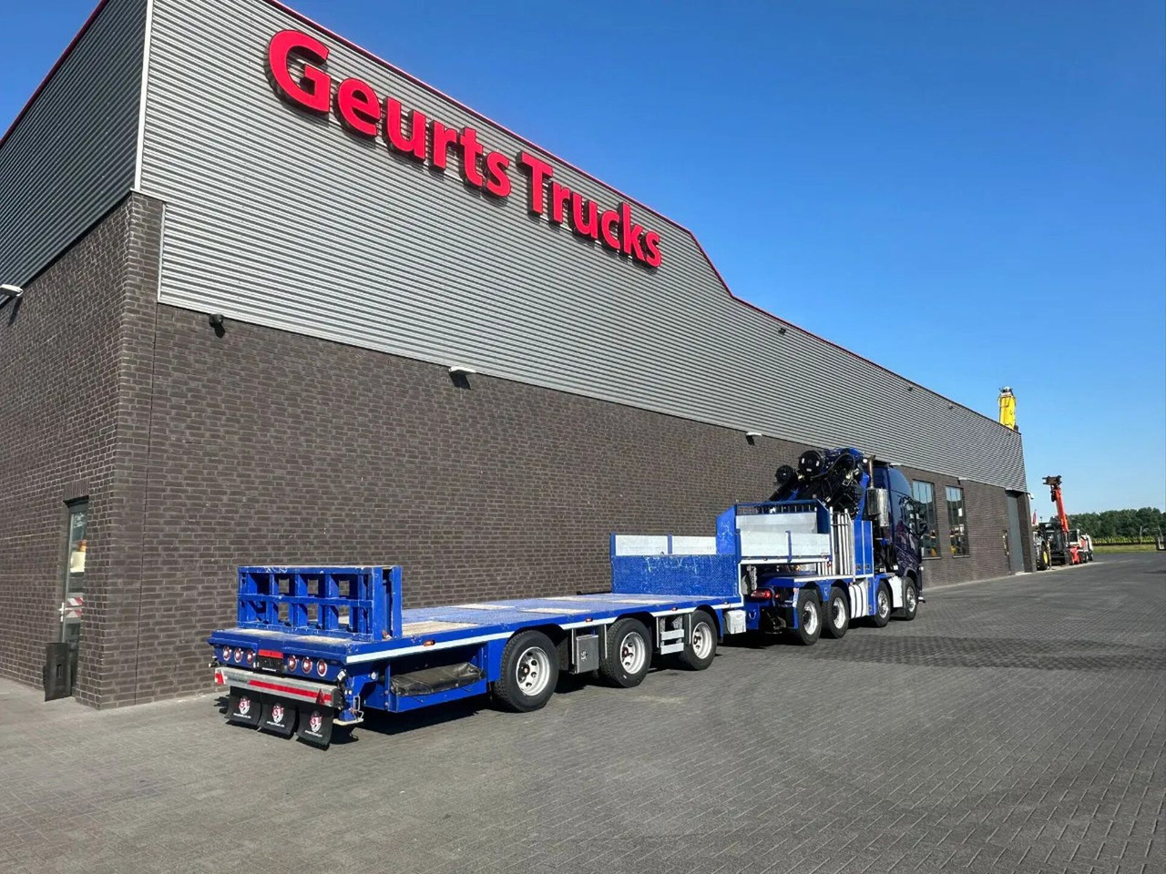 Volvo FH 540 8X4 TREKKER / BAKWAGEN MET PALFINGER PK13 - Camião grua: foto 5 Volvo FH 540 8X4 TREKKER / BAKWAGEN MET PALFINGER PK13 - Camião grua: foto 5