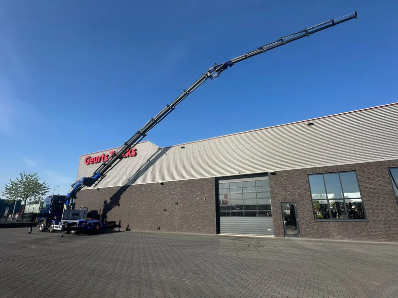 Volvo FH 540 8X4 TREKKER / BAKWAGEN MET PALFINGER PK135.002 TEC7 + JIB PJ190 KRAAN / KRAN / CRANE / GRUA - Camião grua: foto 3 Volvo FH 540 8X4 TREKKER / BAKWAGEN MET PALFINGER PK135.002 TEC7 + JIB PJ190 KRAAN / KRAN / CRANE / GRUA - Camião grua: foto 3