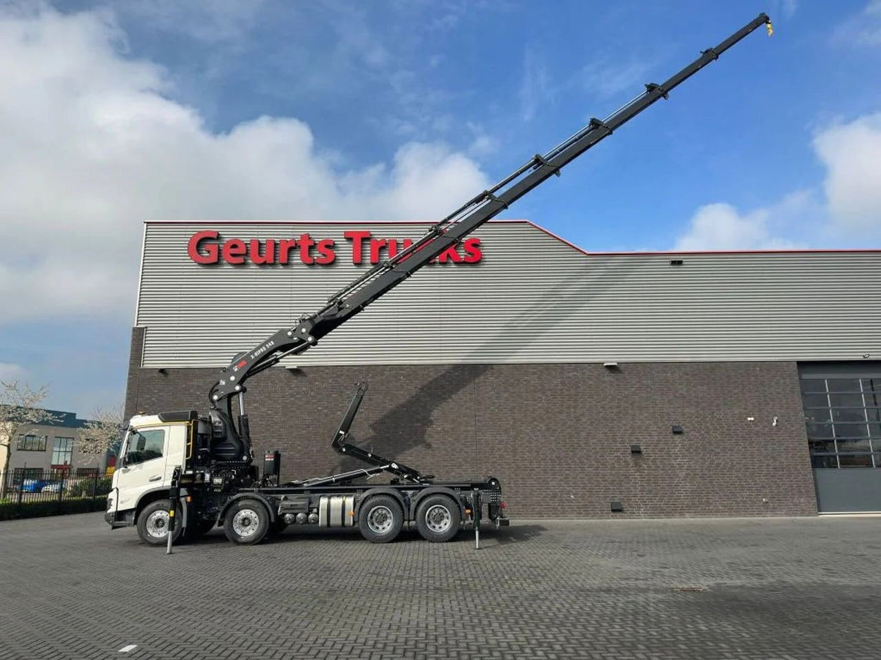 Volvo FMX 500 8X4 HIAB HAAKARM + HIAB 548 E-8 KRAAN/KR - Camião grua: foto 5 Volvo FMX 500 8X4 HIAB HAAKARM + HIAB 548 E-8 KRAAN/KR - Camião grua: foto 5