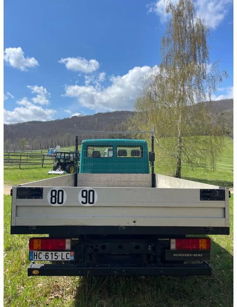 Mercedes-Benz 612 MANUEL gearbox - Camião furgão: foto 5 Mercedes-Benz 612 MANUEL gearbox - Camião furgão: foto 5