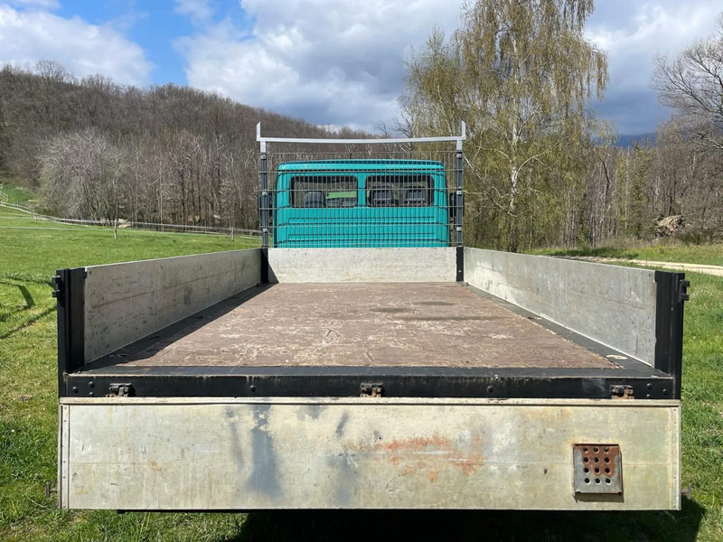 Mercedes-Benz 612 MANUEL gearbox - Camião furgão: foto 4 Mercedes-Benz 612 MANUEL gearbox - Camião furgão: foto 4