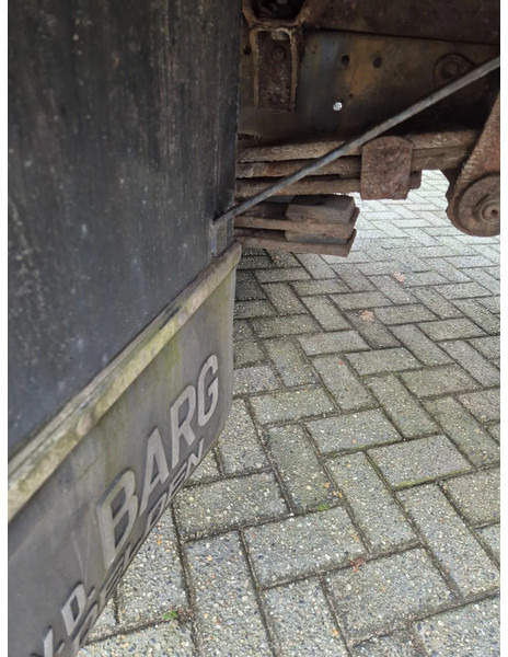 Mercedes-Benz 811.... steel suspension - Camião de caixa aberta/ Plataforma: foto 5 Mercedes-Benz 811.... steel suspension - Camião de caixa aberta/ Plataforma: foto 5