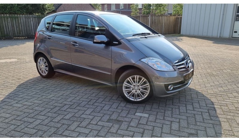 Mercedes-Benz A-Klasse A160 Automaat Elegance.airco.trekhaak. - Automóvel: foto 5 Mercedes-Benz A-Klasse A160 Automaat Elegance.airco.trekhaak. - Automóvel: foto 5