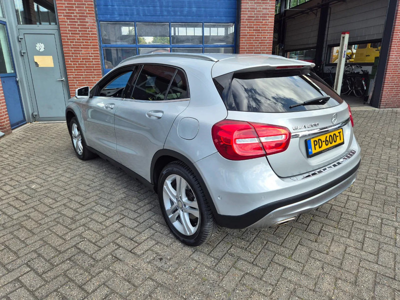 Mercedes-Benz GLA 200 automaat Prestige - Automóvel: foto 3 Mercedes-Benz GLA 200 automaat Prestige - Automóvel: foto 3