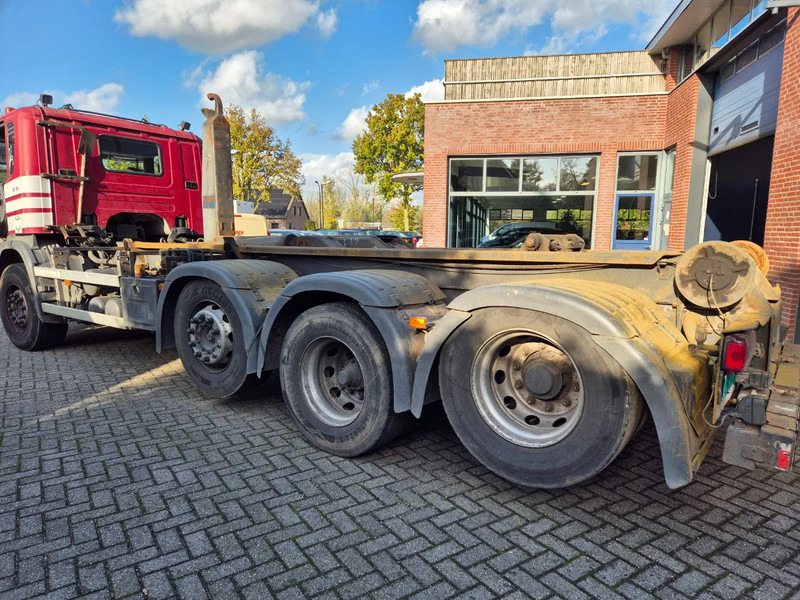Scania P 420 8x2..... manuel gearbox. - Camião com sistema de cabo: foto 4 Scania P 420 8x2..... manuel gearbox. - Camião com sistema de cabo: foto 4