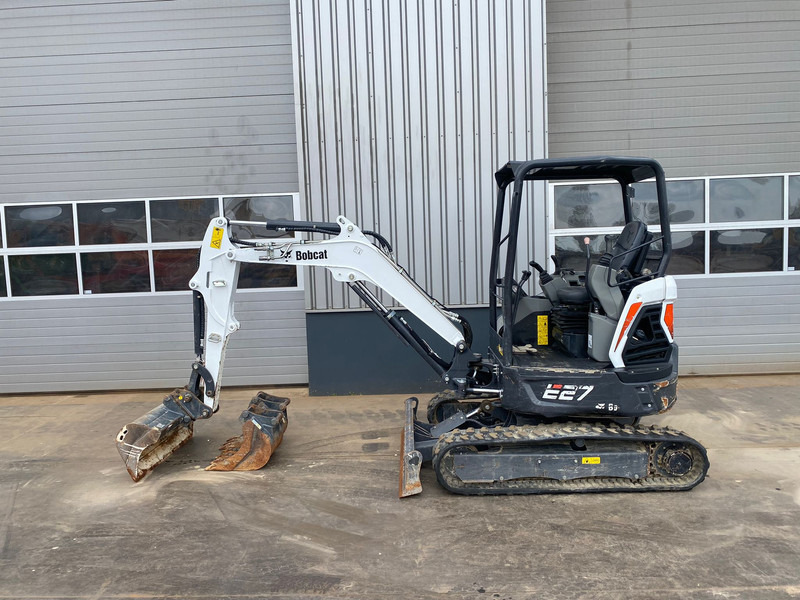 Bobcat E27 - Escavadora de rastos: foto 1 Bobcat E27 - Escavadora de rastos: foto 1