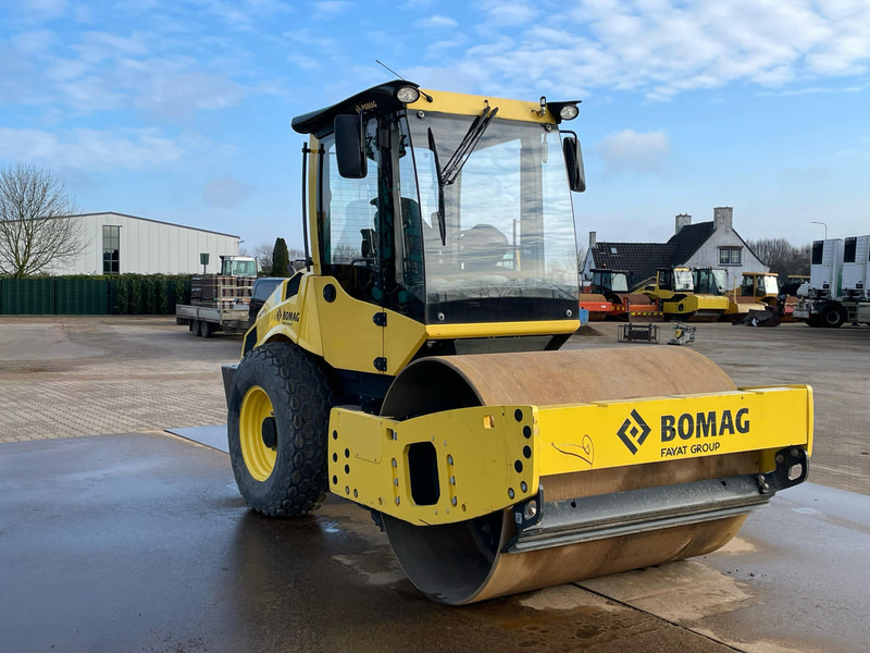 Bomag BW177D-5 | Airconditioning EPA /EU Stage V - Rolo: foto 3 Bomag BW177D-5 | Airconditioning EPA /EU Stage V - Rolo: foto 3