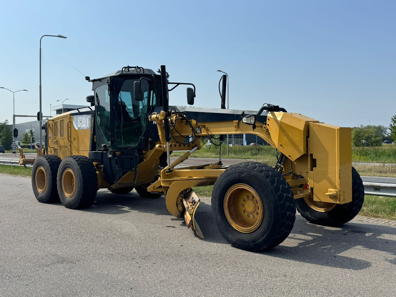 Caterpillar 140M3 - Motoniveladora: foto 5 Caterpillar 140M3 - Motoniveladora: foto 5