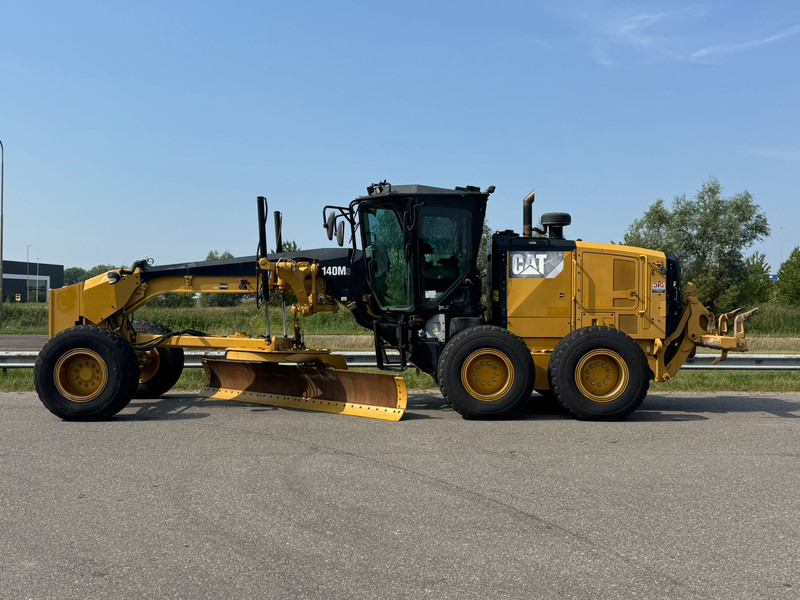 Caterpillar 140M3 - Motoniveladora: foto 1 Caterpillar 140M3 - Motoniveladora: foto 1