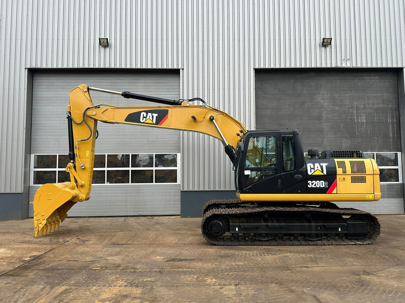 Caterpillar 320D2 - Escavadora de rastos: foto 1 Caterpillar 320D2 - Escavadora de rastos: foto 1