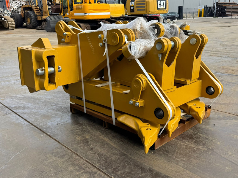 Caterpillar D8T D8R D8N Multishank Ripper (forged shanks) - Escarificador: foto 3 Caterpillar D8T D8R D8N Multishank Ripper (forged shanks) - Escarificador: foto 3