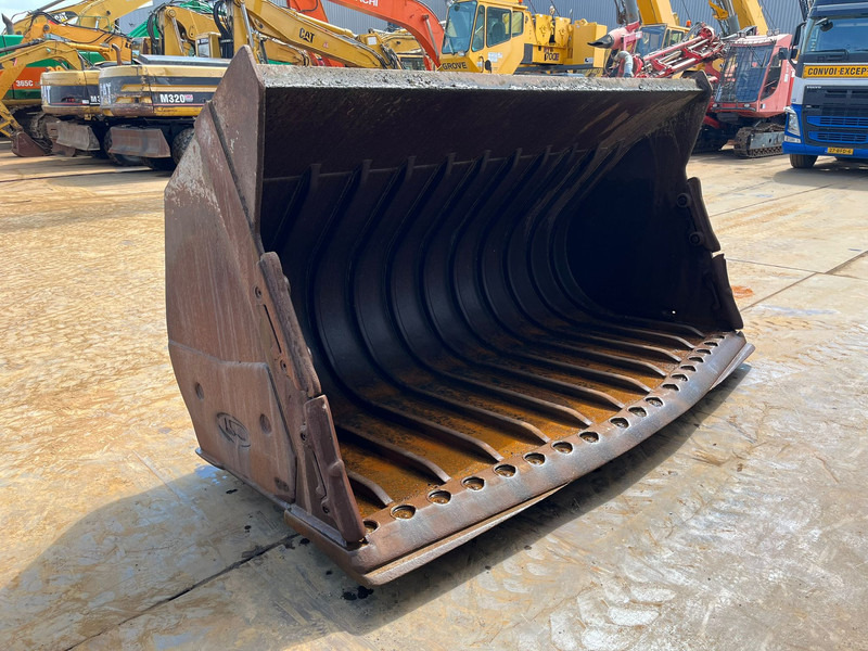 Doosan Bucket DL420-3 4500 l - Balde: foto 4 Doosan Bucket DL420-3 4500 l - Balde: foto 4