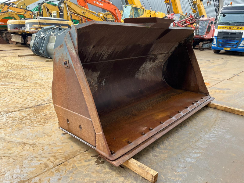 Doosan Bucket DL450 4600 l - Balde: foto 4 Doosan Bucket DL450 4600 l - Balde: foto 4