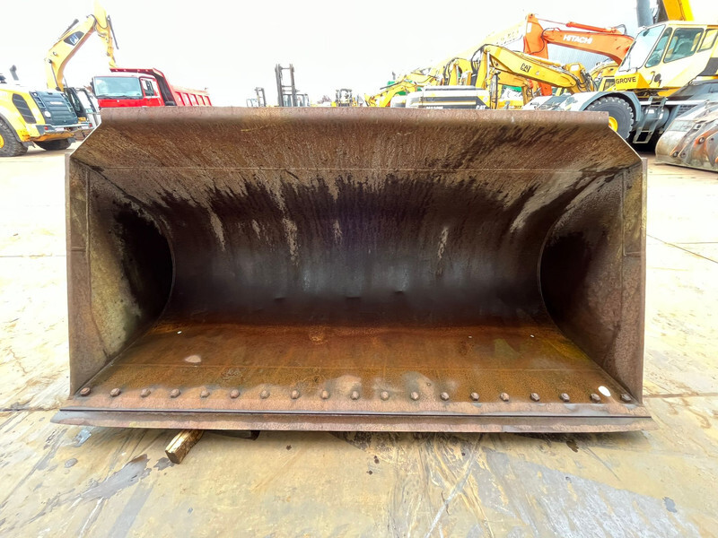 Doosan Bucket Doosan 3.5 CBM - Balde: foto 2 Doosan Bucket Doosan 3.5 CBM - Balde: foto 2