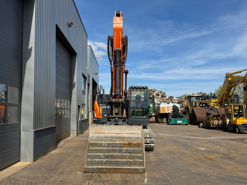 Doosan DX235 LCR-5 - Escavadora de rastos: foto 4 Doosan DX235 LCR-5 - Escavadora de rastos: foto 4