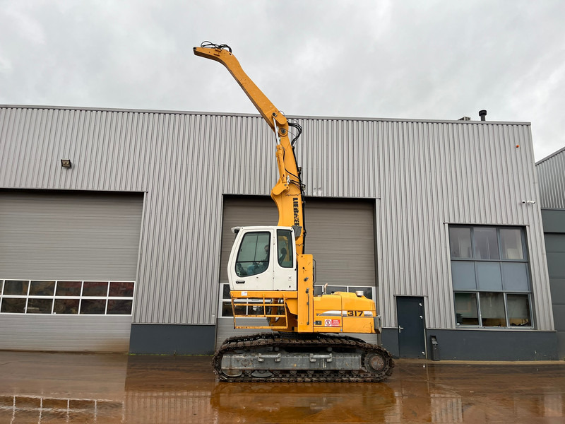 Locação financeira de Liebherr R317 Litronic Material Handler Liebherr R317 Litronic Material Handler: foto 8