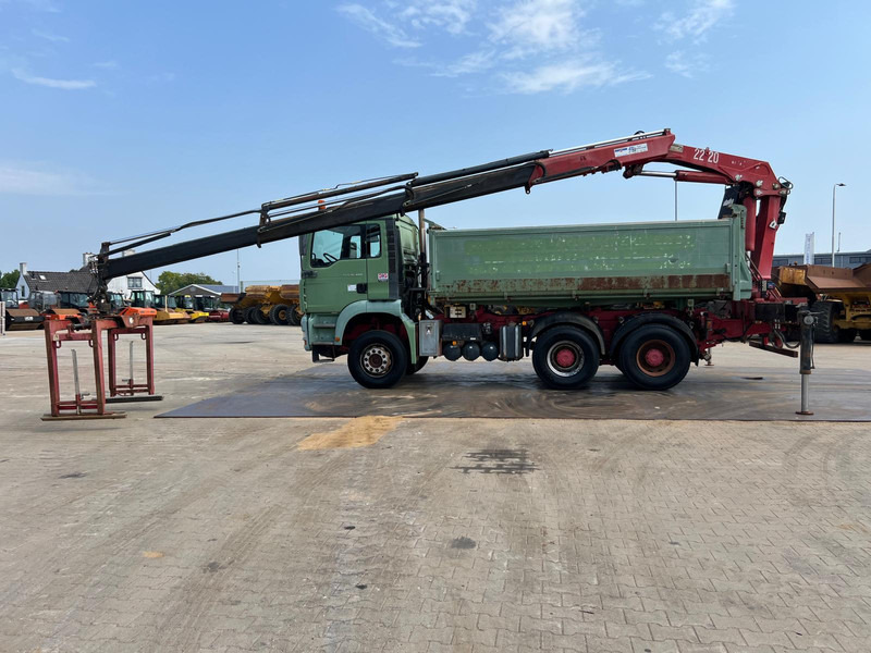 MAN TGA 26.480 tipper + HMF crane - Camião basculante, Camião grua: foto 1 MAN TGA 26.480 tipper + HMF crane - Camião basculante, Camião grua: foto 1