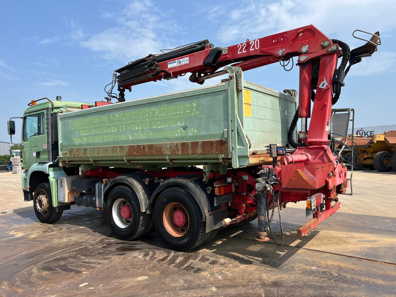 MAN TGA 26.480 tipper + HMF crane - Camião basculante, Camião grua: foto 4 MAN TGA 26.480 tipper + HMF crane - Camião basculante, Camião grua: foto 4