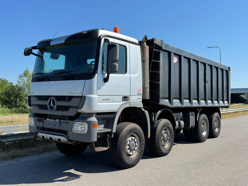 MERCEDESBENZ ACTROS 4851 V8 8x8 tipper - Camião basculante: foto 1 MERCEDESBENZ ACTROS 4851 V8 8x8 tipper - Camião basculante: foto 1