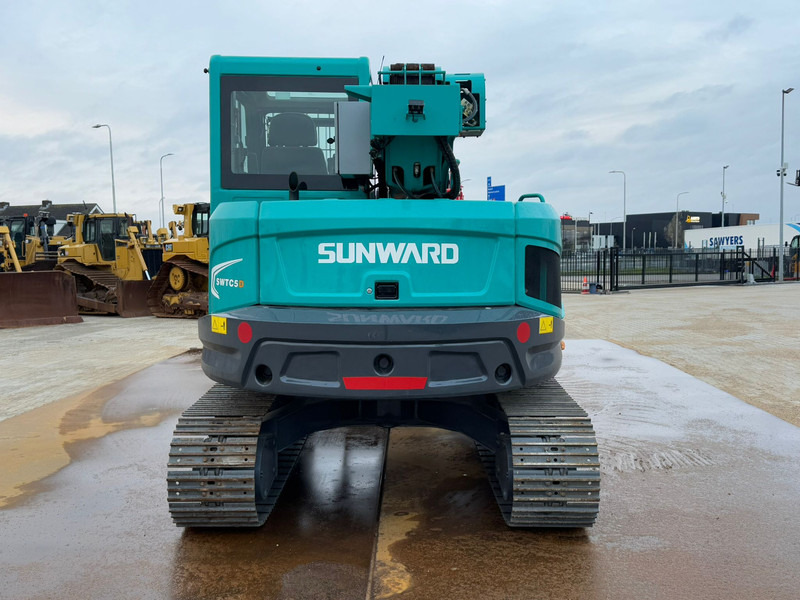 Sunward SWTC5D Telescopic Crawler Crane - CE certifiedd - Guindaste sobre esteiras: foto 4 Sunward SWTC5D Telescopic Crawler Crane - CE certifiedd - Guindaste sobre esteiras: foto 4