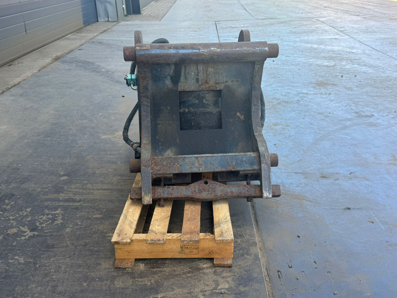 Tilting Quick Coupler CW30 - Molinete: foto 3 Tilting Quick Coupler CW30 - Molinete: foto 3