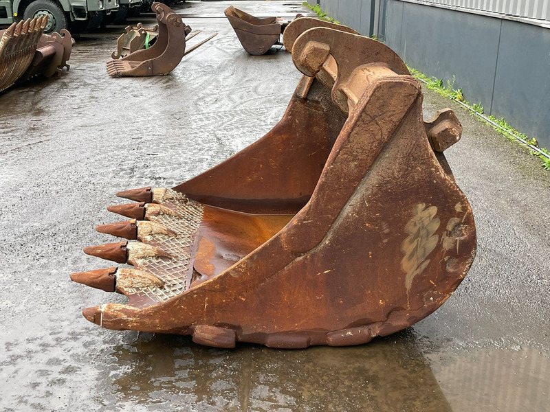 Verachtert Bucket with teeth - Balde: foto 2 Verachtert Bucket with teeth - Balde: foto 2