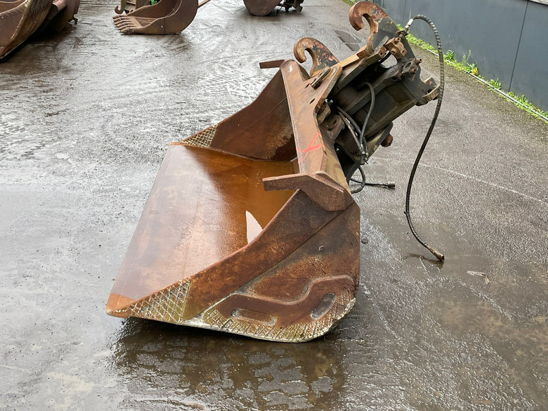 Verachtert tilting bucket CW-40 bucket witdh: 2400mm - Balde: foto 2 Verachtert tilting bucket CW-40 bucket witdh: 2400mm - Balde: foto 2