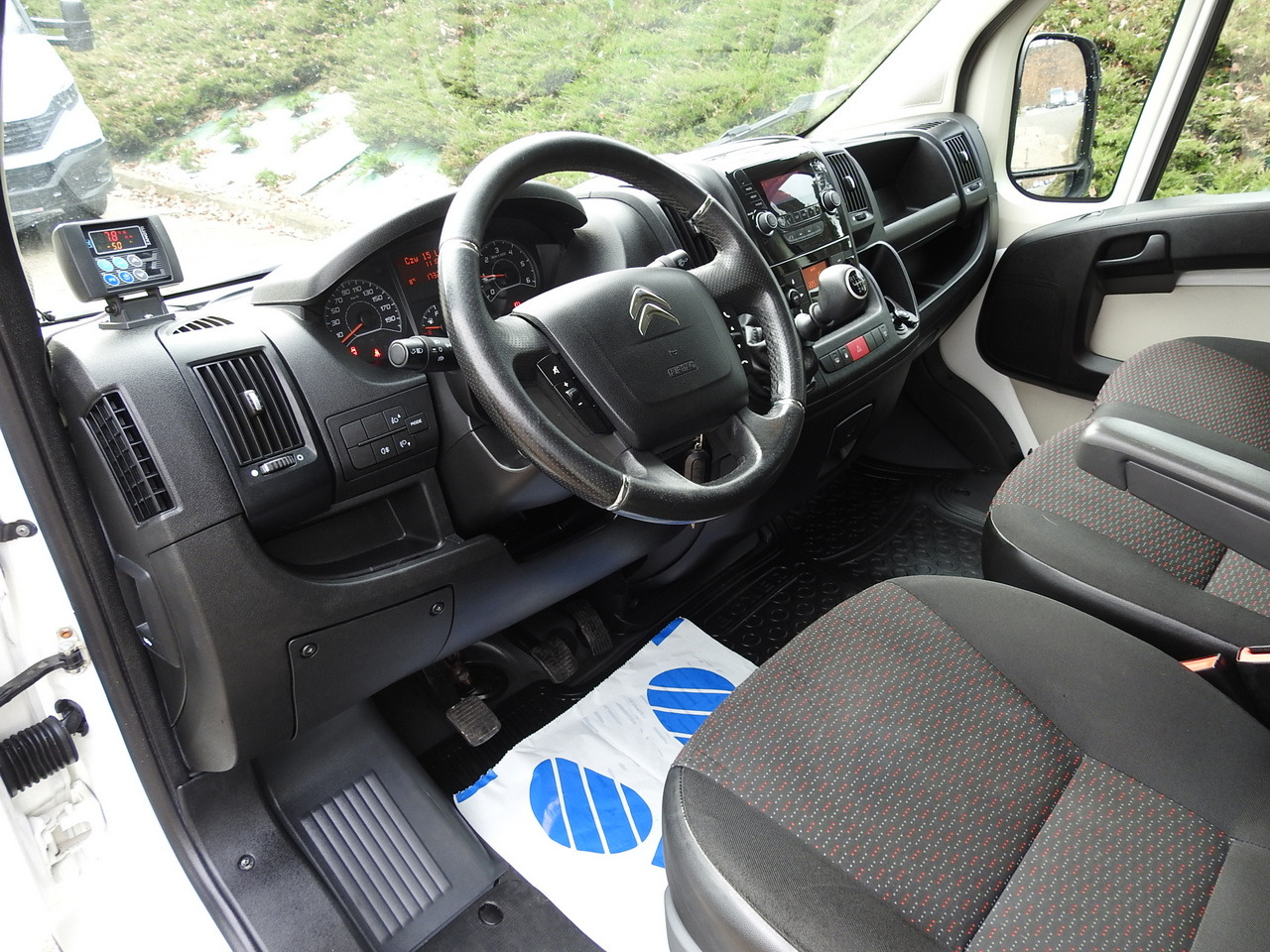 CITROEN JUMPER REFRIGERATOR VAN -5*C LED LIGHTS AIR CONDITIONING 130HP - Carrinha frigorífica: foto 2 CITROEN JUMPER REFRIGERATOR VAN -5*C LED LIGHTS AIR CONDITIONING 130HP - Carrinha frigorífica: foto 2