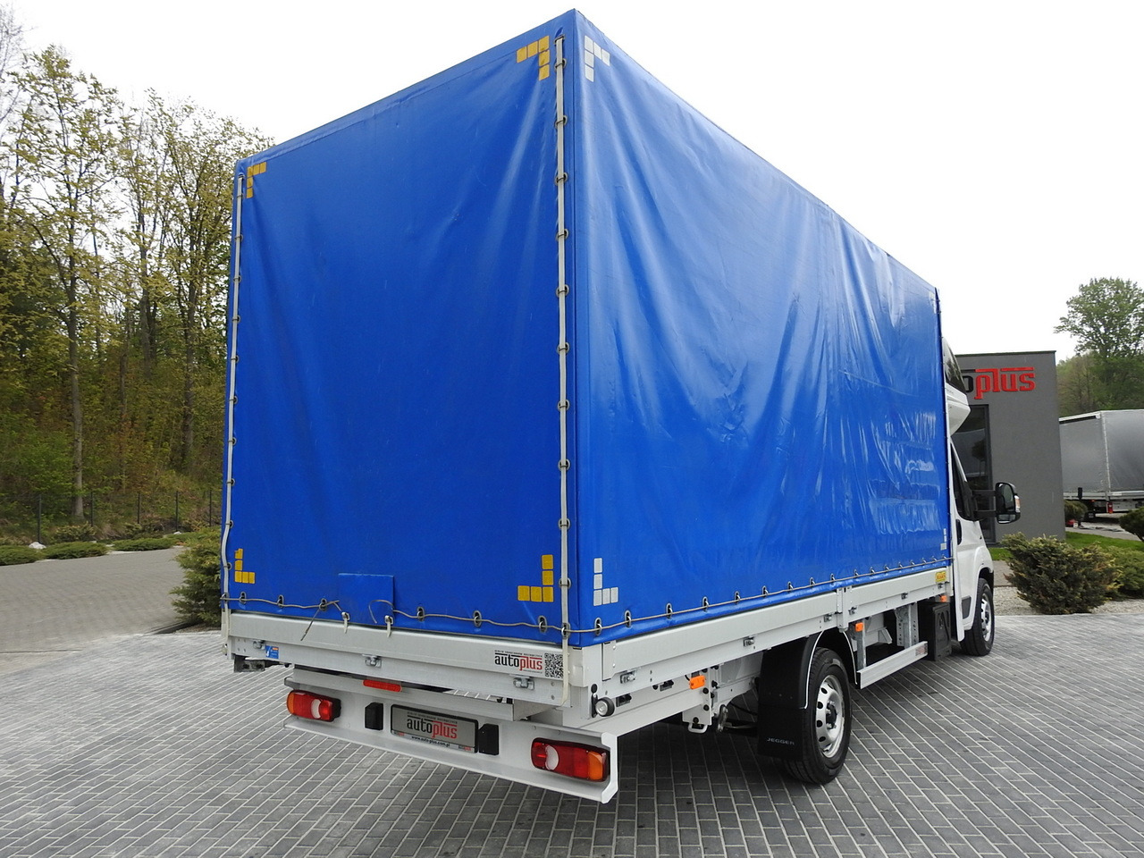 FIAT DUCATO TARPAULIN 10 PALLETS WEBASTO CRUISE CONTROL AIR CONDITIONING 180HP - Carrinha de lona: foto 3 FIAT DUCATO TARPAULIN 10 PALLETS WEBASTO CRUISE CONTROL AIR CONDITIONING 180HP - Carrinha de lona: foto 3