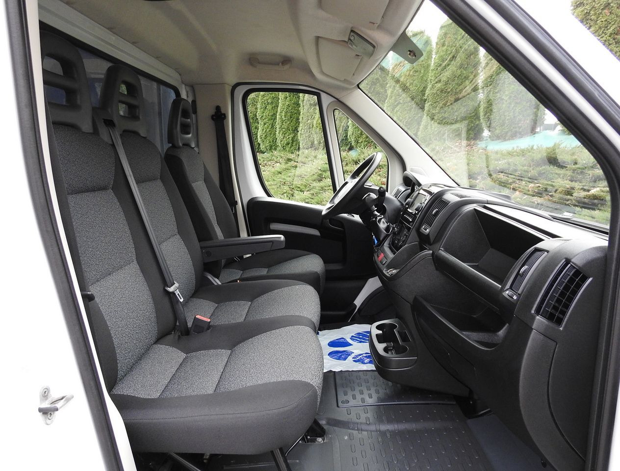 Carrinha de lona FIAT DUCATO TARPAULIN 10 PALLETS WEBASTO CRUISE CONTROL NAVIGATION AIR CONDITIONING 180HP: foto 37 Carrinha de lona FIAT DUCATO TARPAULIN 10 PALLETS WEBASTO CRUISE CONTROL NAVIGATION AIR CONDITIONING 180HP: foto 37