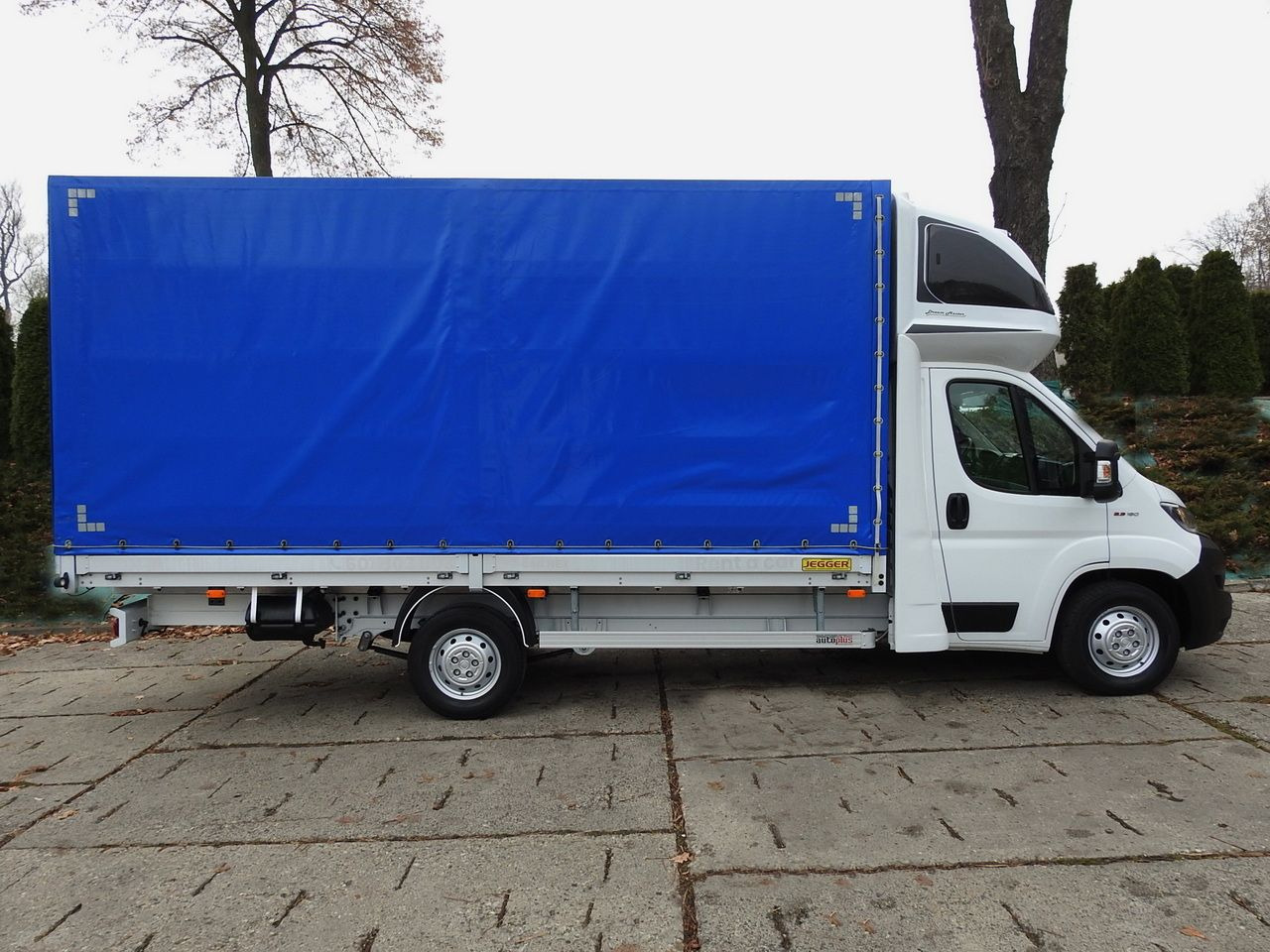 Carrinha de lona FIAT DUCATO TARPAULIN 10 PALLETS WEBASTO CRUISE CONTROL NAVIGATION AIR CONDITIONING 180HP: foto 7 Carrinha de lona FIAT DUCATO TARPAULIN 10 PALLETS WEBASTO CRUISE CONTROL NAVIGATION AIR CONDITIONING 180HP: foto 7