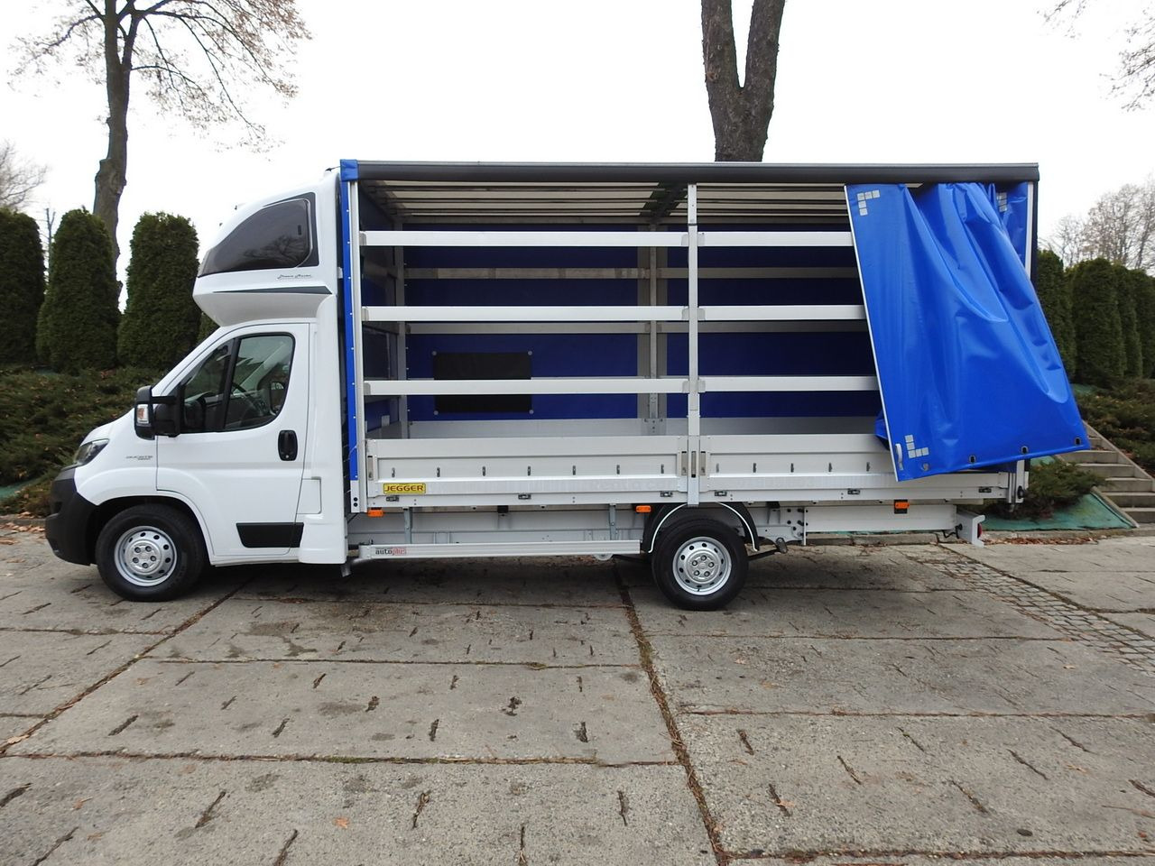 Carrinha de lona FIAT DUCATO TARPAULIN 10 PALLETS WEBASTO CRUISE CONTROL NAVIGATION AIR CONDITIONING 180HP: foto 8 Carrinha de lona FIAT DUCATO TARPAULIN 10 PALLETS WEBASTO CRUISE CONTROL NAVIGATION AIR CONDITIONING 180HP: foto 8