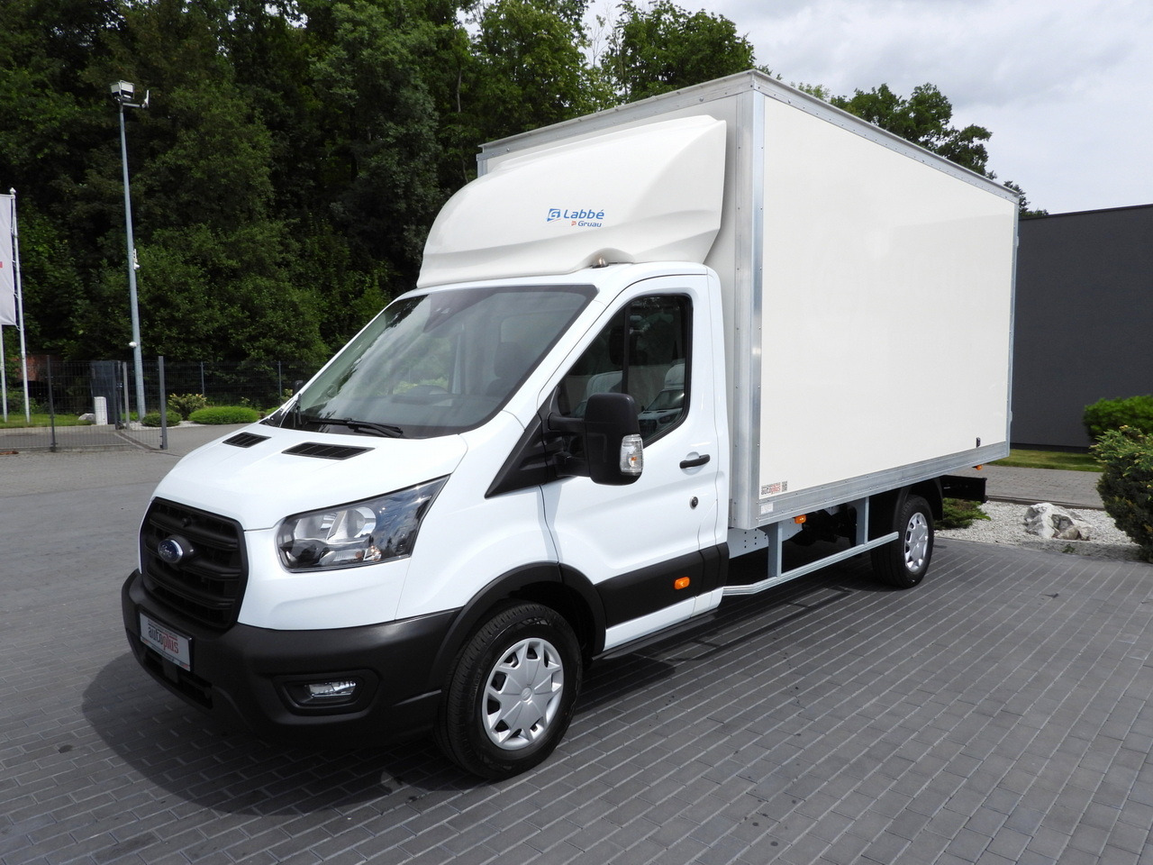 Locação financeira de FORD TRANSIT BOX 8 PALLETS CRUISE CONTROL AIR CONDITIONING  130HP FORD TRANSIT BOX 8 PALLETS CRUISE CONTROL AIR CONDITIONING  130HP: foto 6