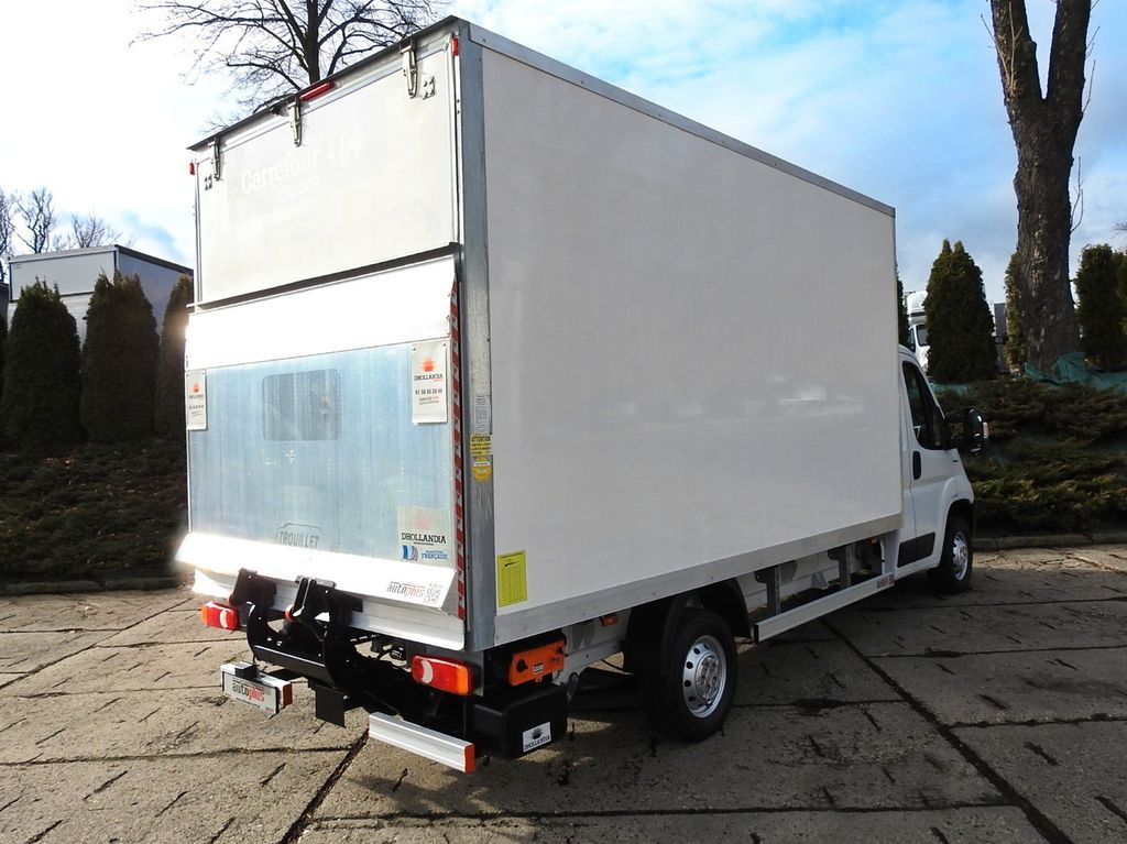 Fiat DUCATO KOFFER AUFZUG 8 PALETTEN TEMPOMAT A/C - Carrinha de contentor: foto 3 Fiat DUCATO KOFFER AUFZUG 8 PALETTEN TEMPOMAT A/C - Carrinha de contentor: foto 3